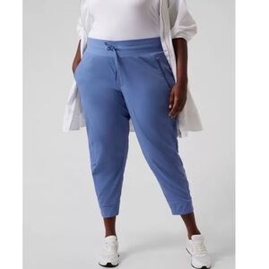 ATHLETA Trekkie North Plus Size Jogger Pants in Cottage Blue Size 18 NEW